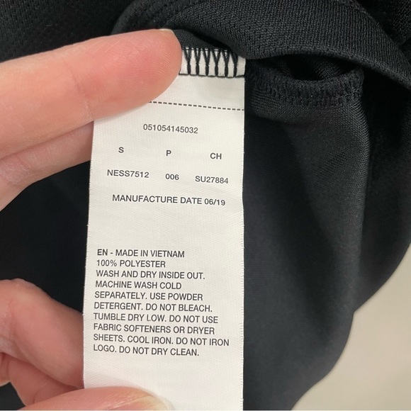 Nike Dri-Fit UPF 40 Black Long Sleeved Shirt - Size S - Picture 5 of 7